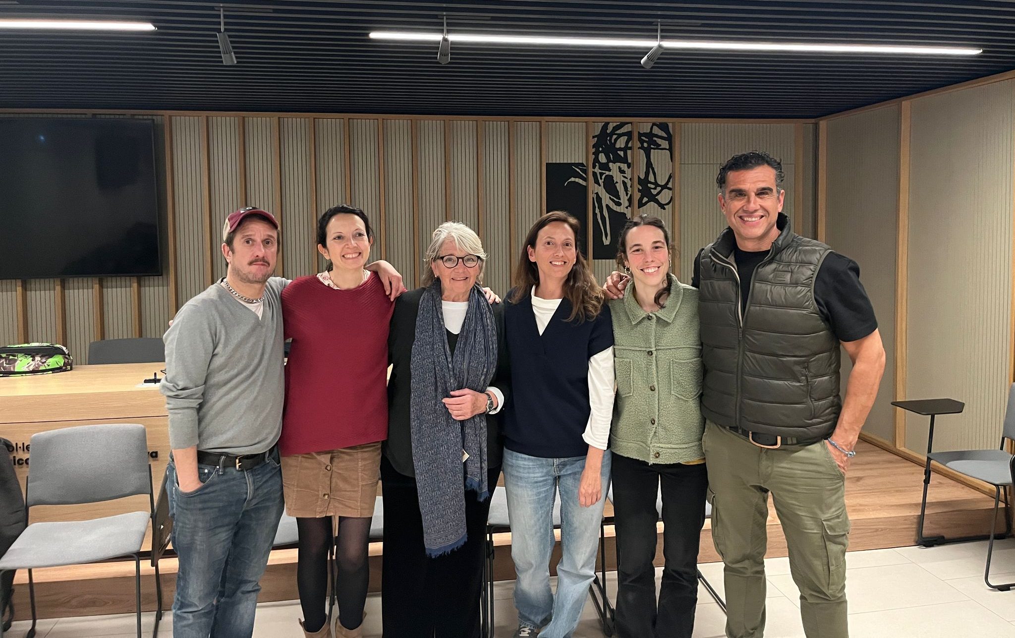 Teixint vincles entre la psicologia i les arts: el camí iniciat pel nou grup de treball