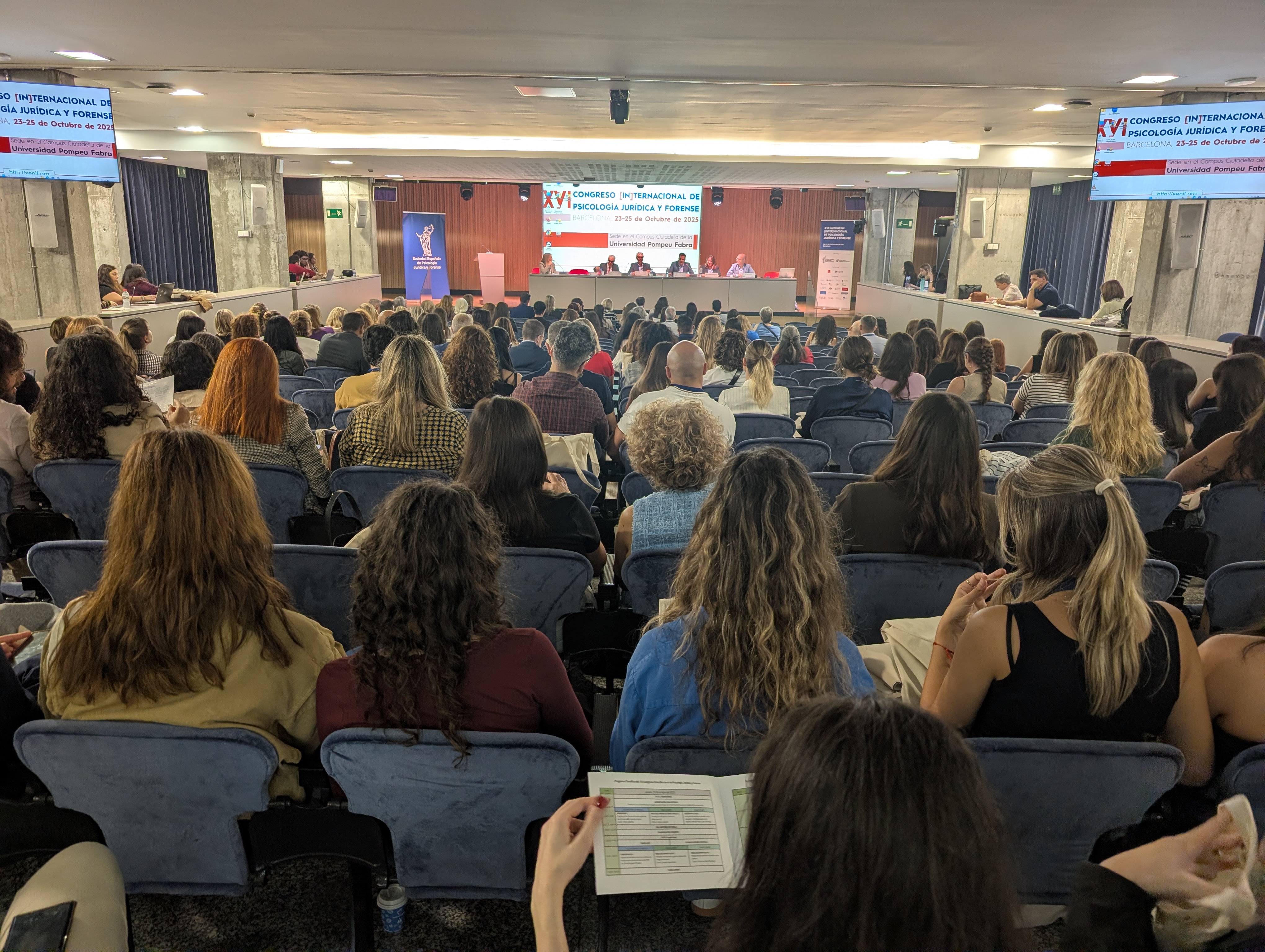 Éxito de participacion en el XVI Congreso nacional de psicología jurídica y forense celebrado en Barcelona